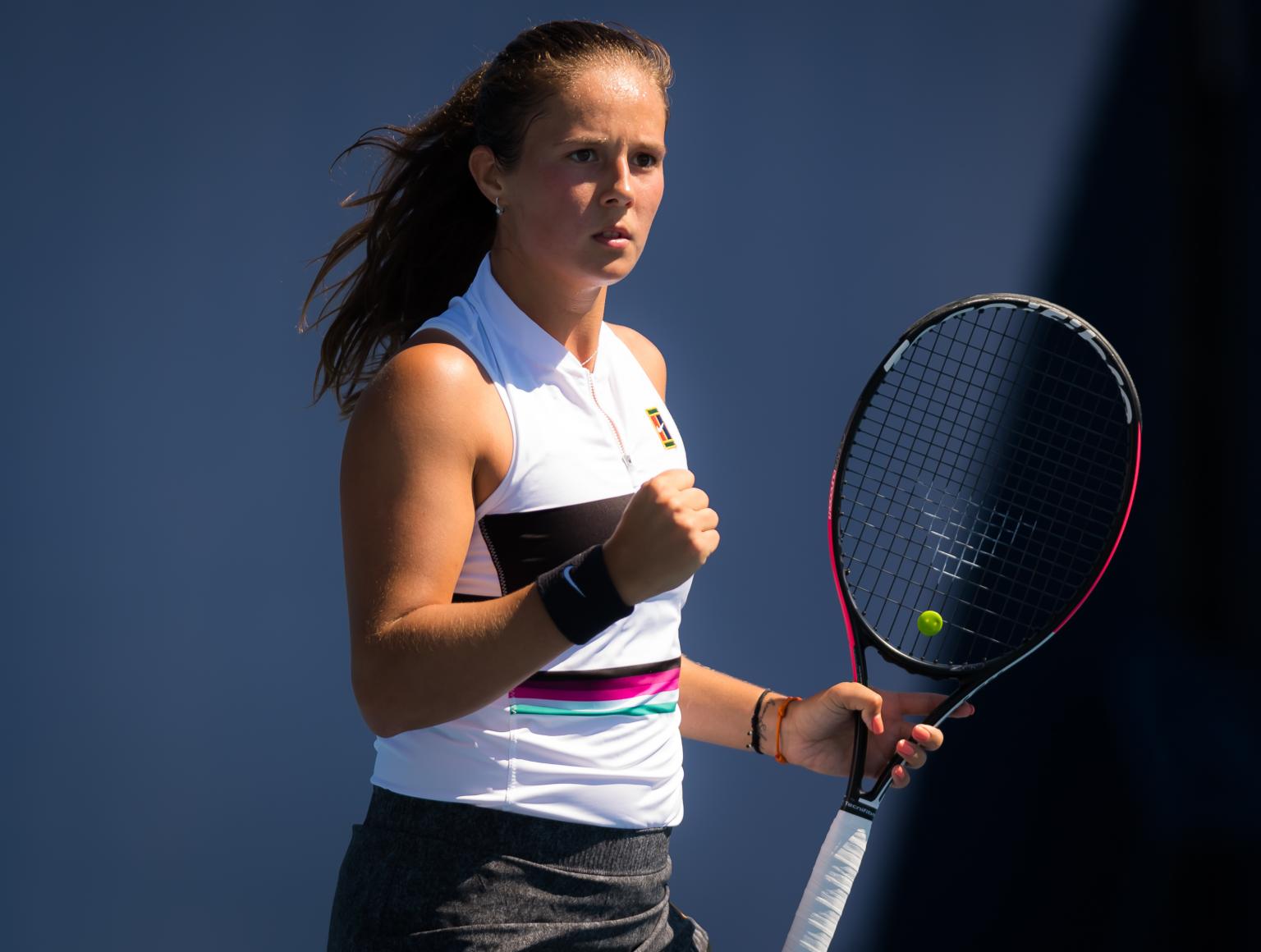 成为中国足 成为中国足