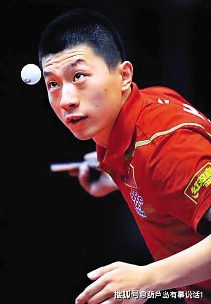 转会总额突 转会总额突