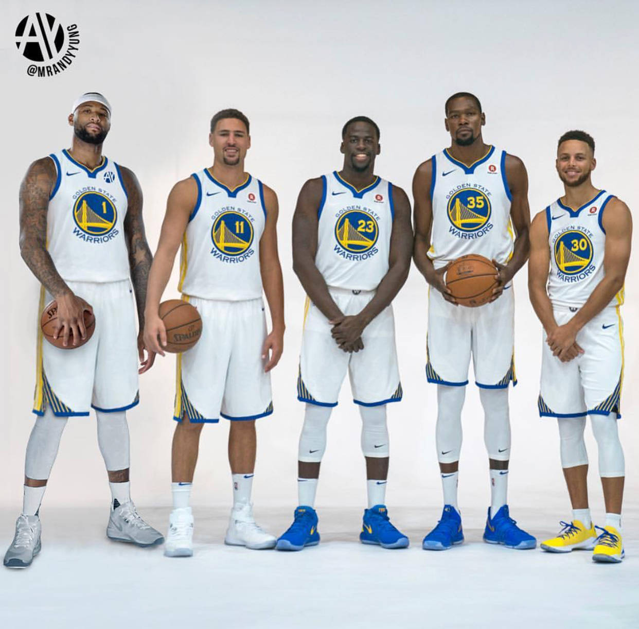 员愿意在此 员愿意在此