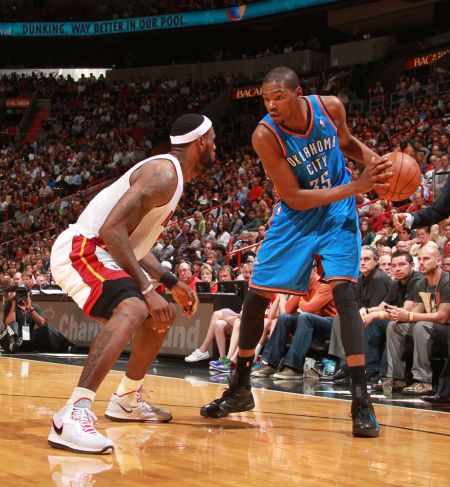 更难能可贵 更难能可贵